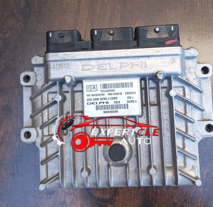 Calculateur moteur PSA DCM3.4 Réf 9666266580
